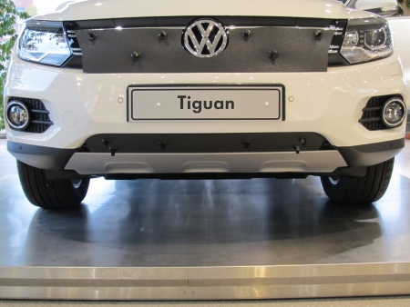 Maskisuoja Vw Tiquan 2012-2015
